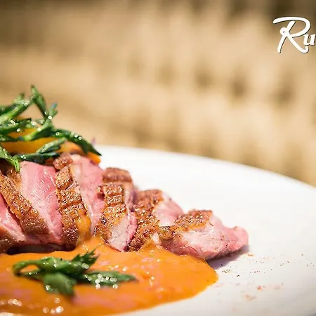 Rumors Bar & Cuisine 3*